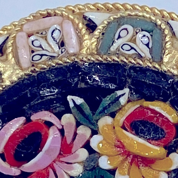 Vintage Signed Italy Gold Toned Micro Mosaic Pin Black,Yellow,Pink,Red & Green - Picture 5 of 6